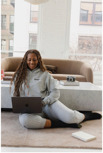 Regular Hoodie Grey - Artsy Logo